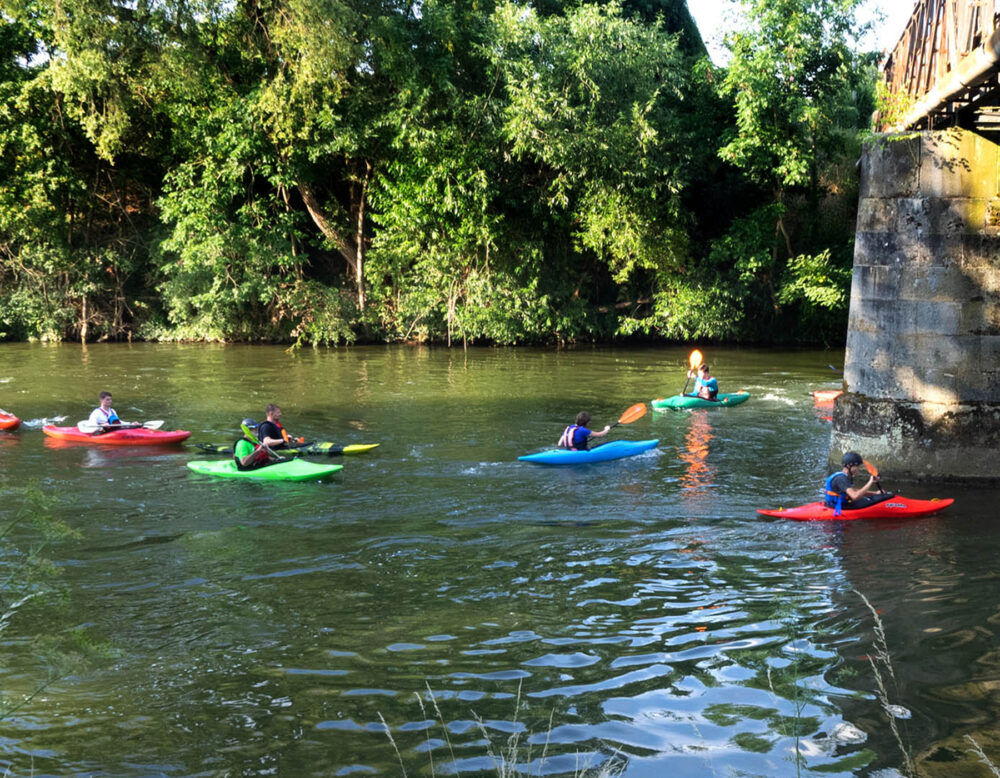 Paddeln in leichter Strömung